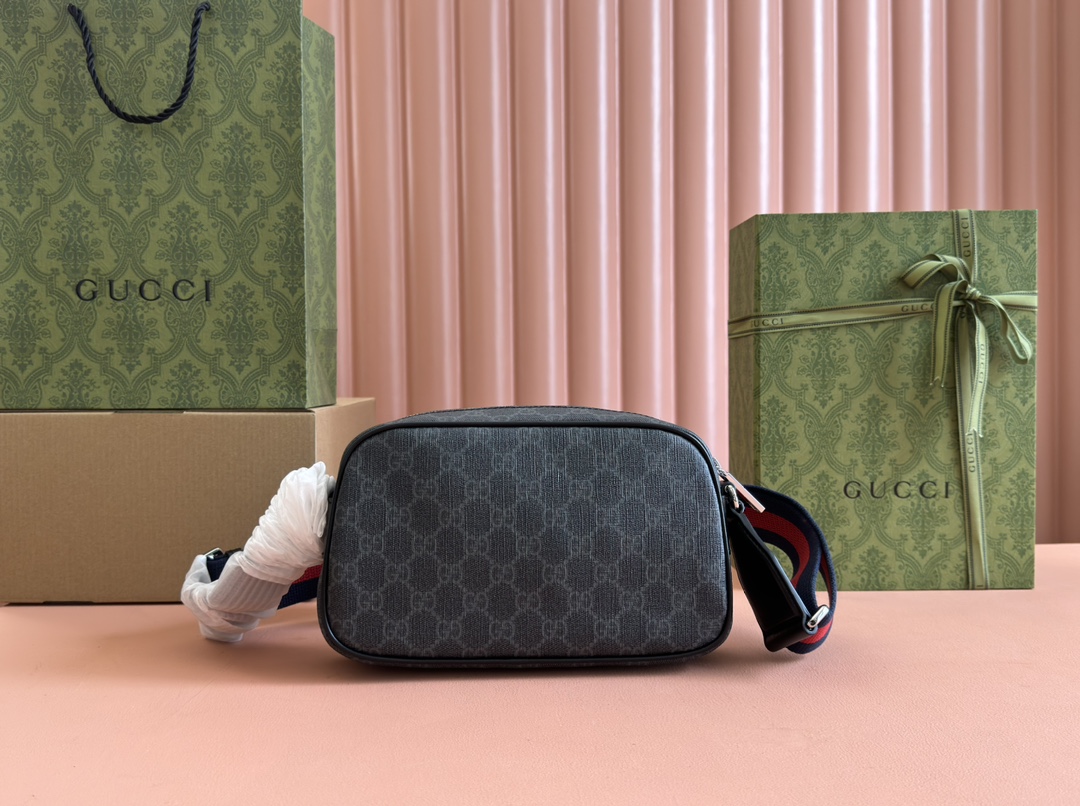 Gucci Satchel Bags